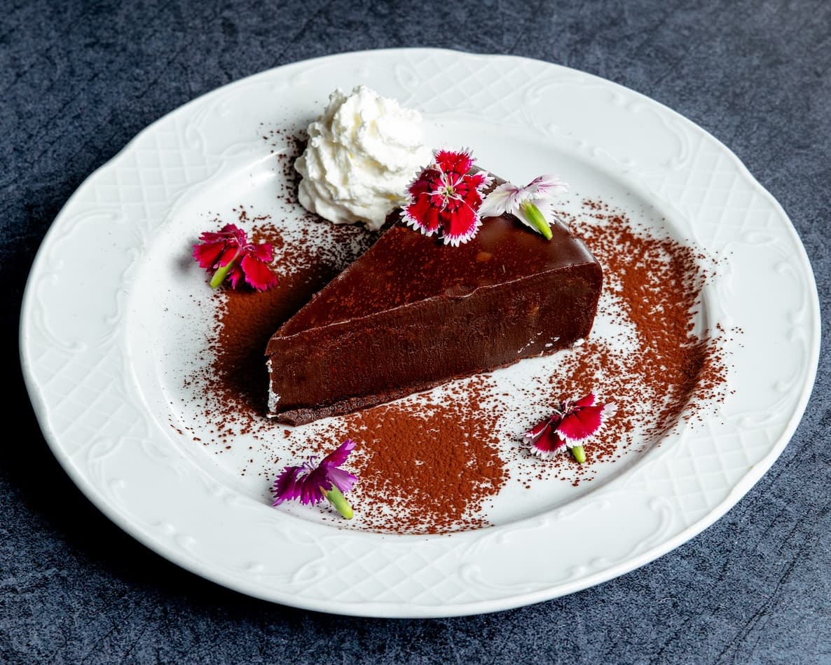 עוגת שוקולד נמסיס